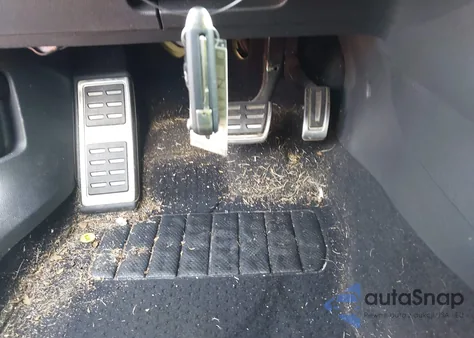 2015 Volkswagen Golf Gti 2.0T Se 4-Door from USA, damaged, VIN 3VW4T7AU0FM073682